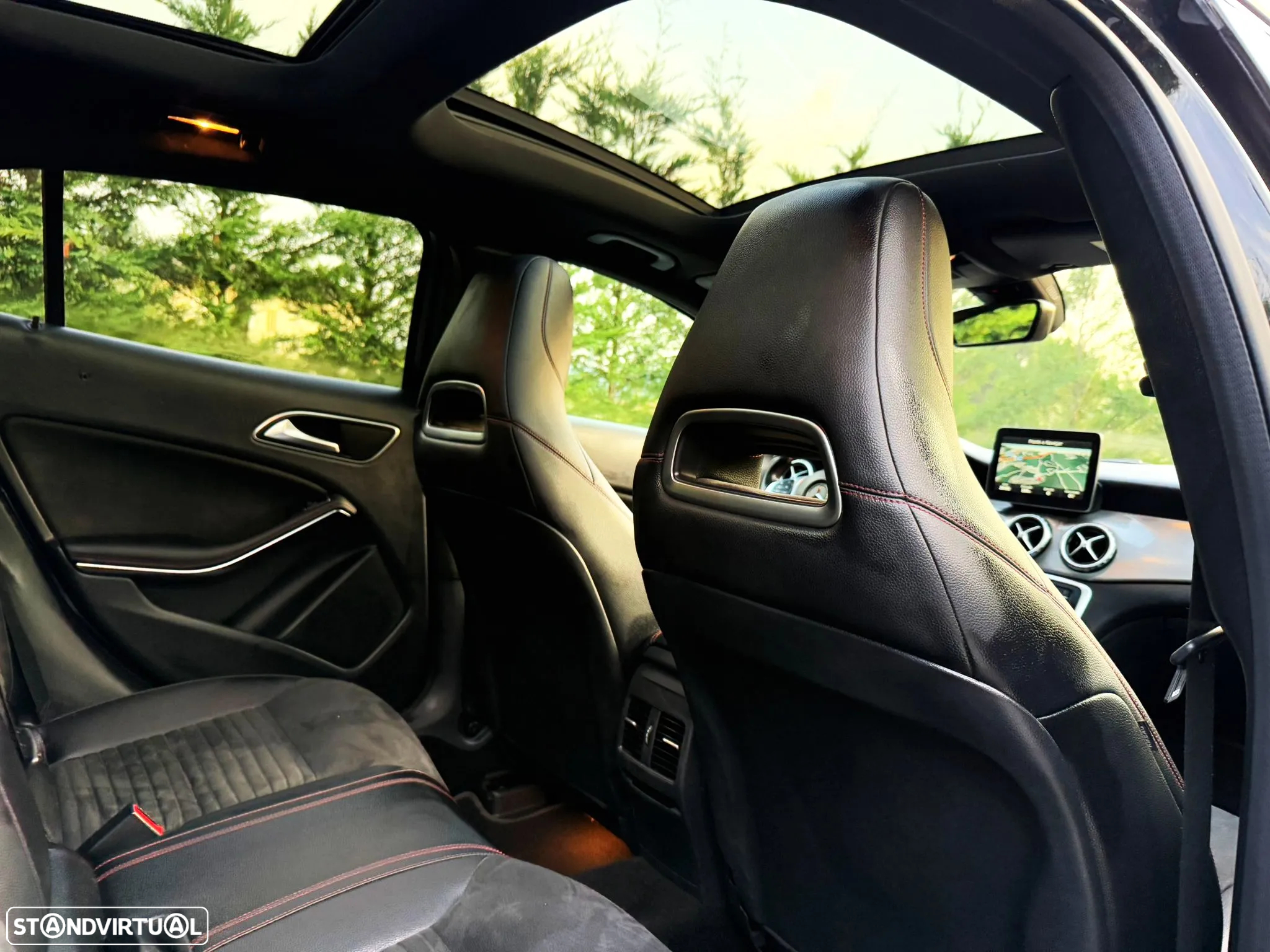 Mercedes-Benz GLA 220 CDI 7G-DCT AMG Line - 21