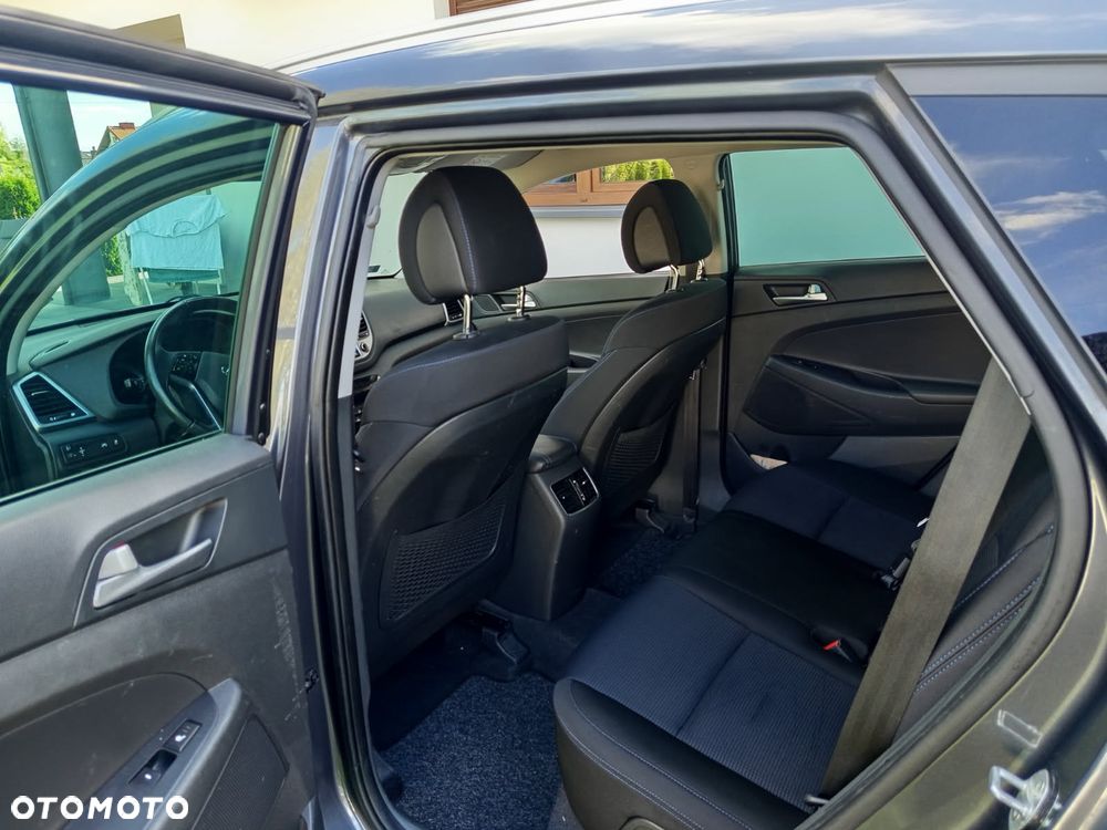 Hyundai Tucson 1.7 CRDI BlueDrive Comfort 2WD - 6