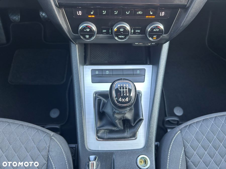Skoda Octavia 2.0 TDI (Green tec) 4x4 Ambition - 27