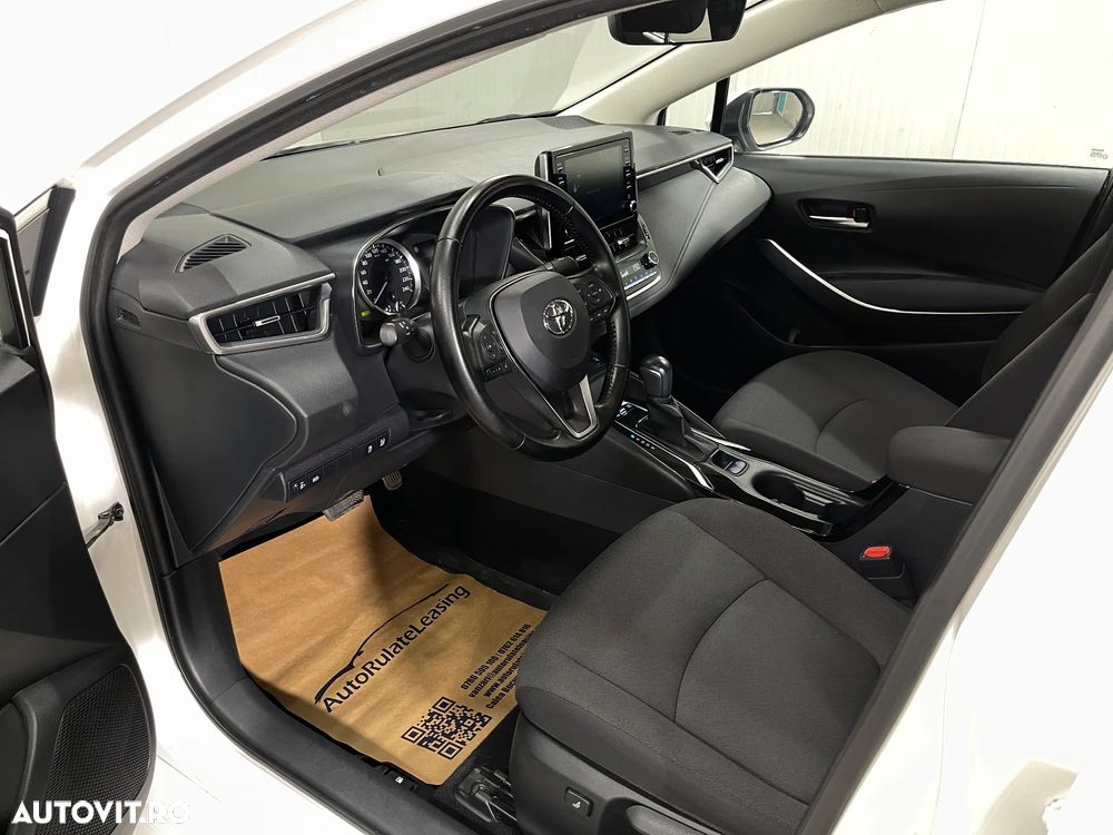 Toyota Corolla 1.8 Business Edition - 6
