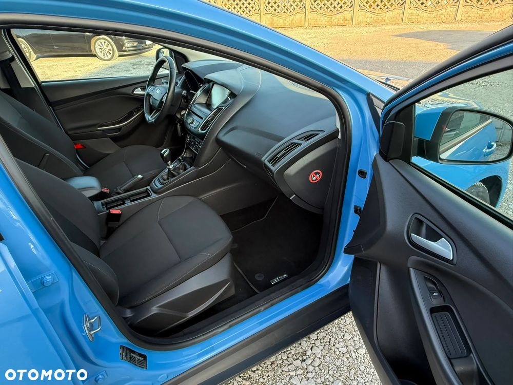 Ford Focus - 31