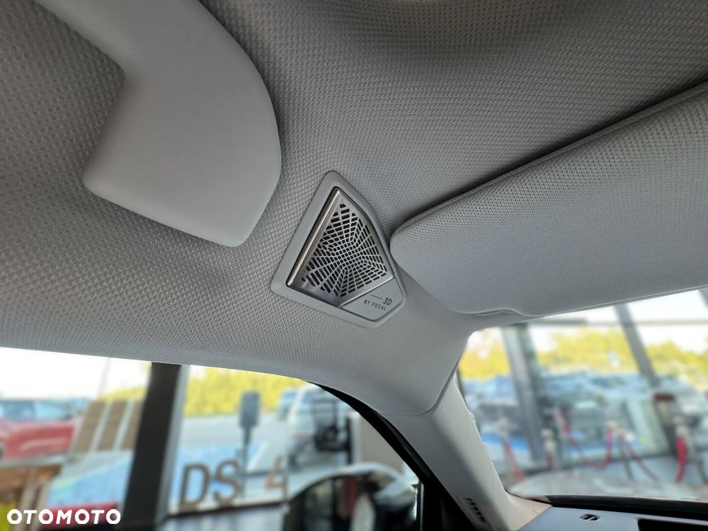 DS Automobiles N°8 - 27