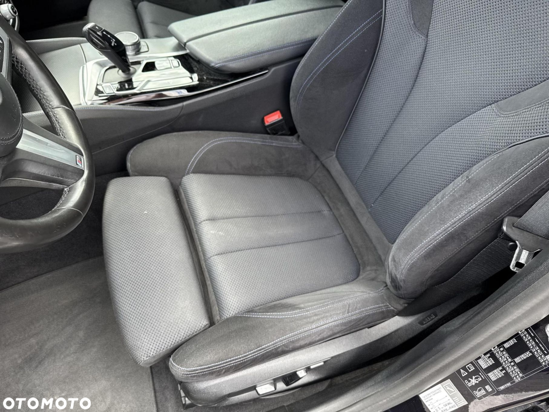 BMW Seria 5 520d xDrive M Sport sport - 12