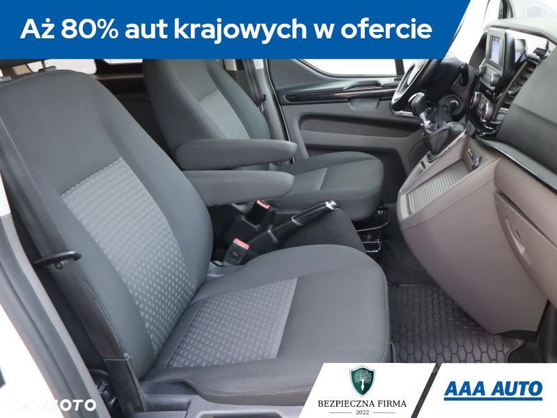 Ford Tourneo Custom - 10