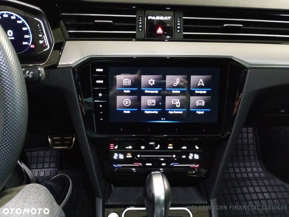 Volkswagen Passat 2.0 TSI Elegance DSG - 11