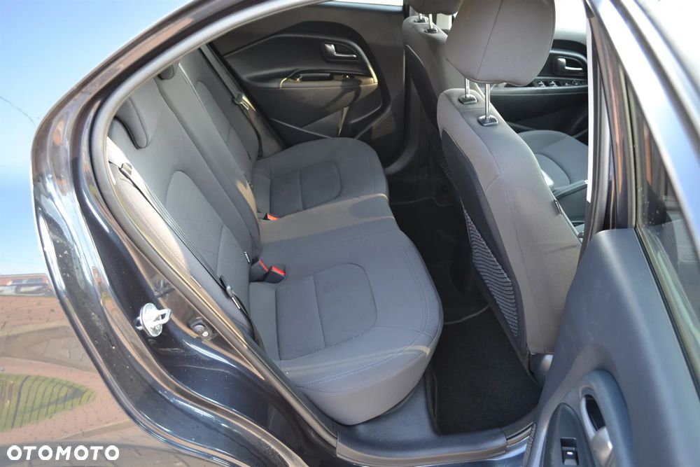 Kia Rio 1.2 Business Line - 18