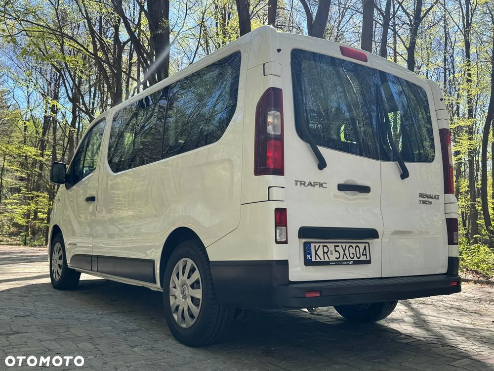 Renault Trafic - 12