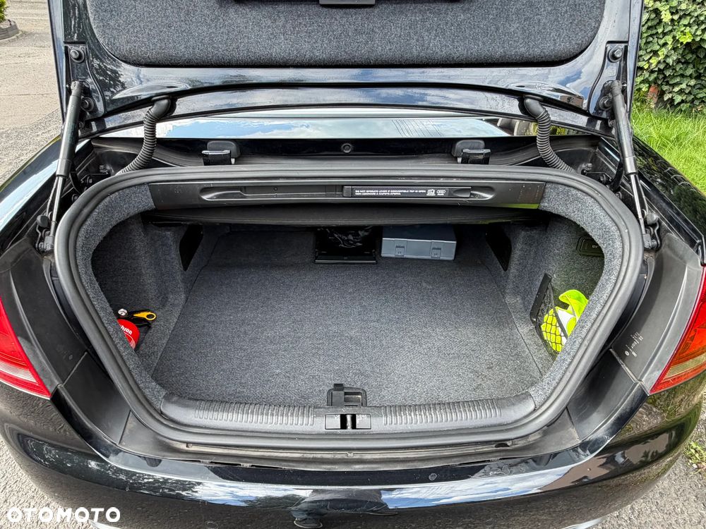Audi A4 Cabrio 2.0 TDI DPF multitronic - 8