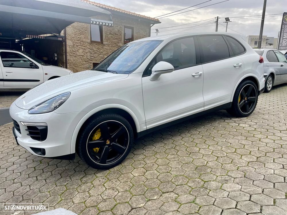Porsche Cayenne Diesel Platinum Edition - 1