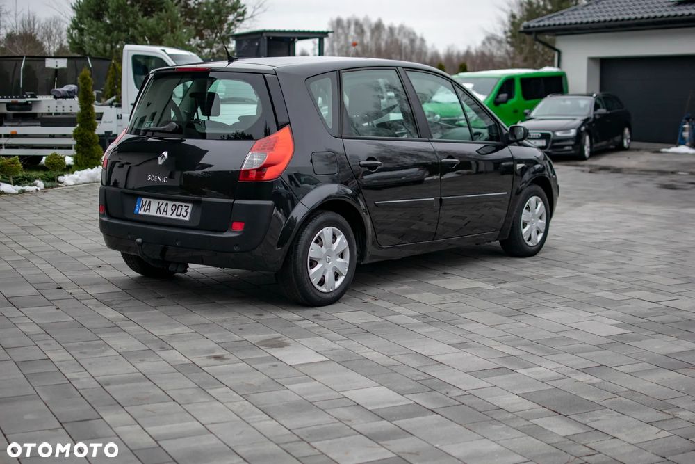 Renault Scenic - 26