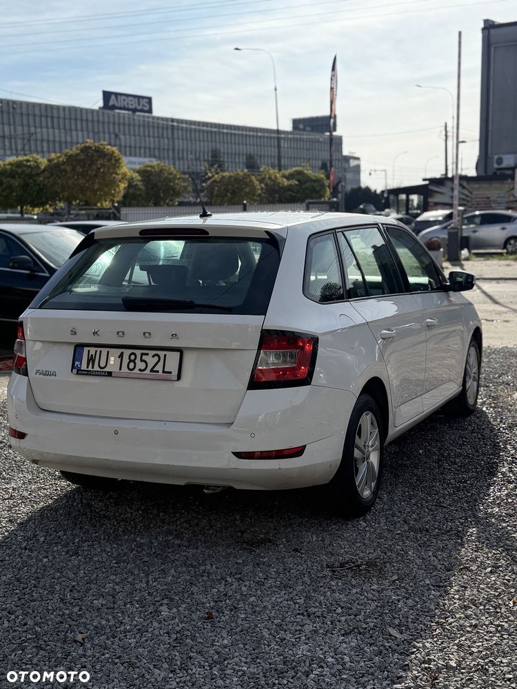 Skoda Fabia - 3