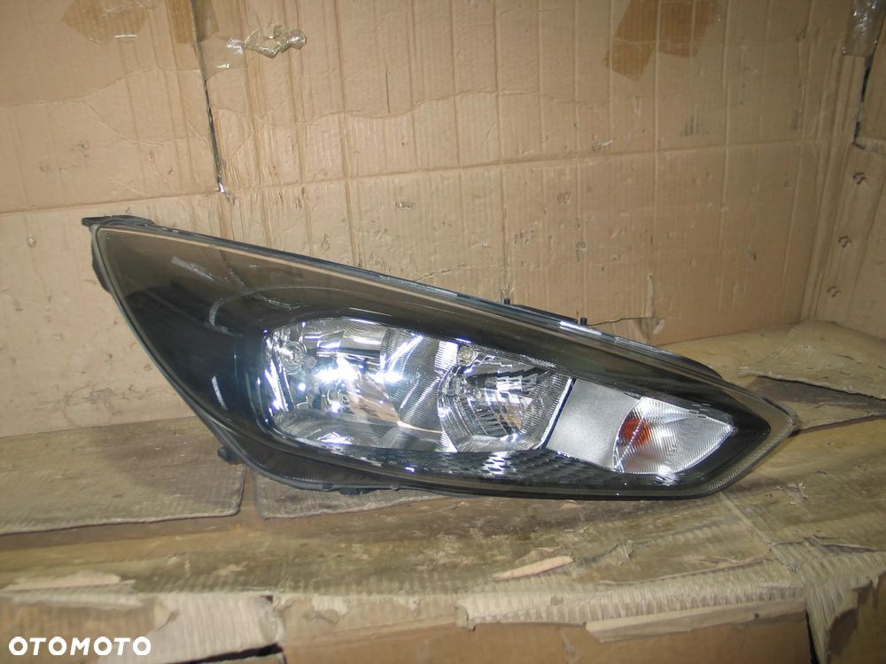 lampa przod ford focus Mk3 lift 14-19r. F1EB-13W029-EC europa - 1