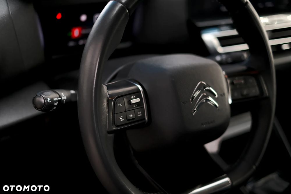 Citroën C4 1.5 BlueHDi Shine S&S - 25