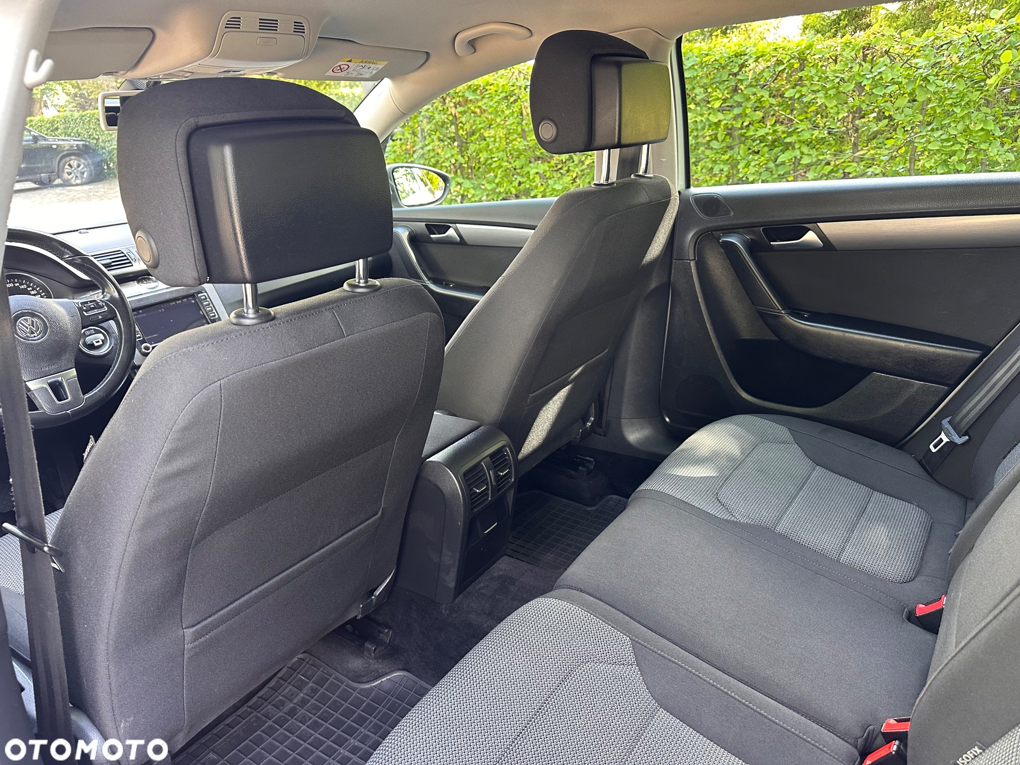 Volkswagen Passat 2.0 TDI Comfortline DSG - 24