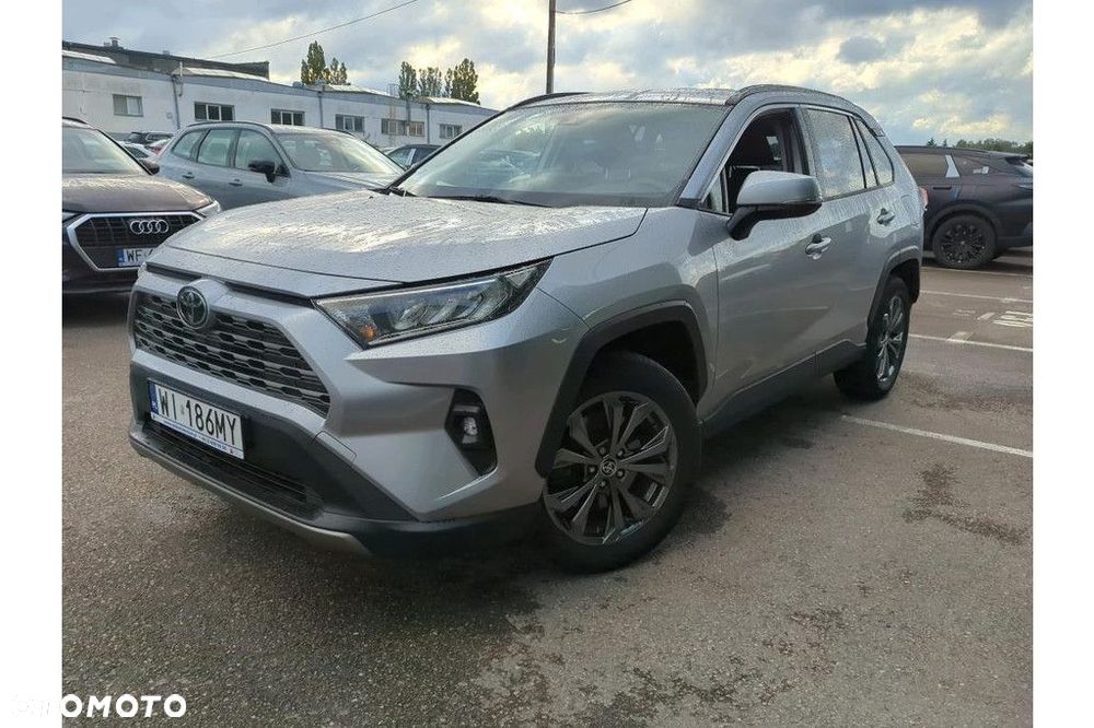 Toyota RAV4 - 1
