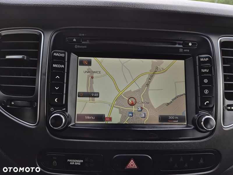Kia Carens 1.7 CRDi L 7os - 15