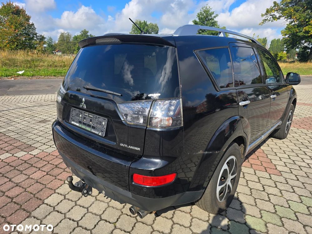 Mitsubishi Outlander - 5