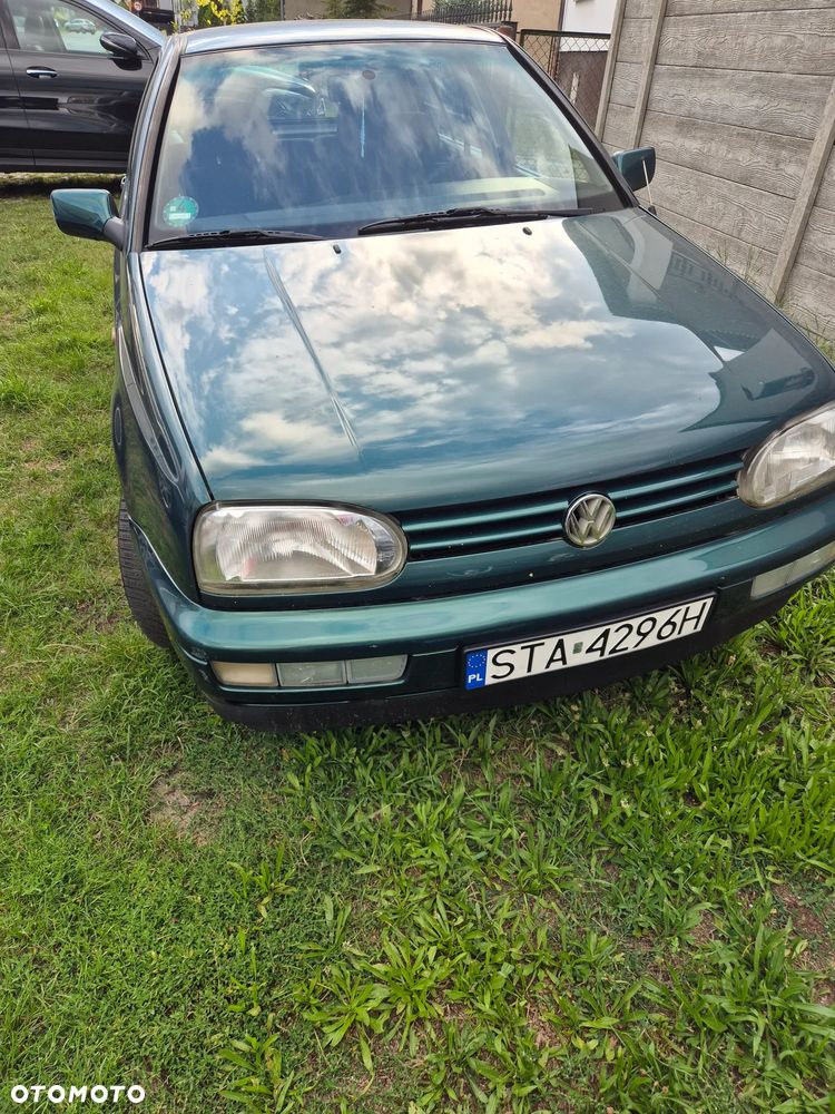 Volkswagen Golf 1.6 - 4