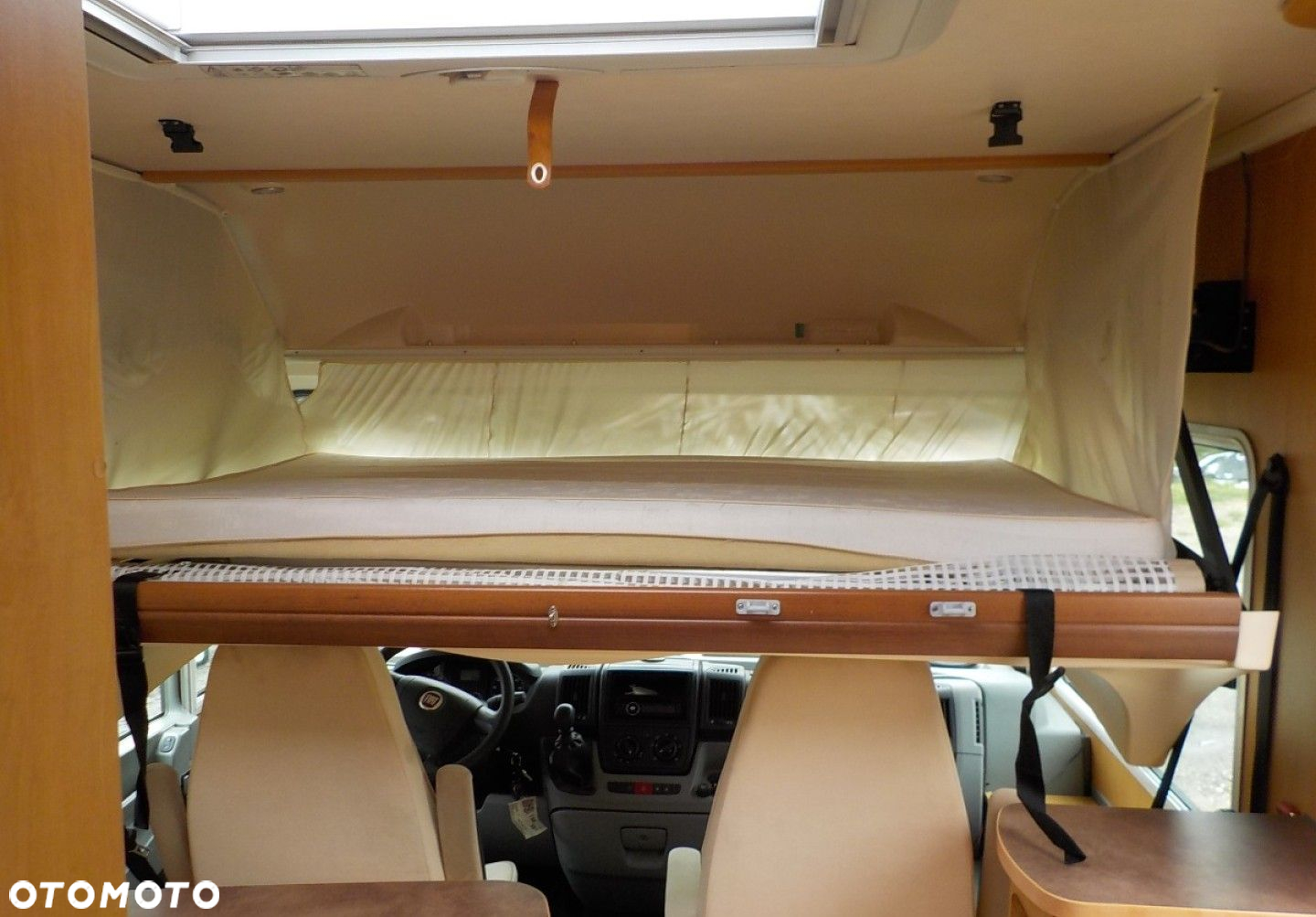PILOTE AVENTURA G730 - 25