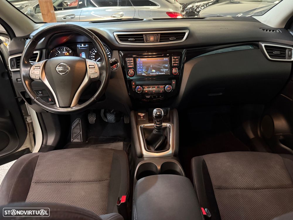 Nissan Qashqai 1.5 dCi N-Connecta 18 RS - 10