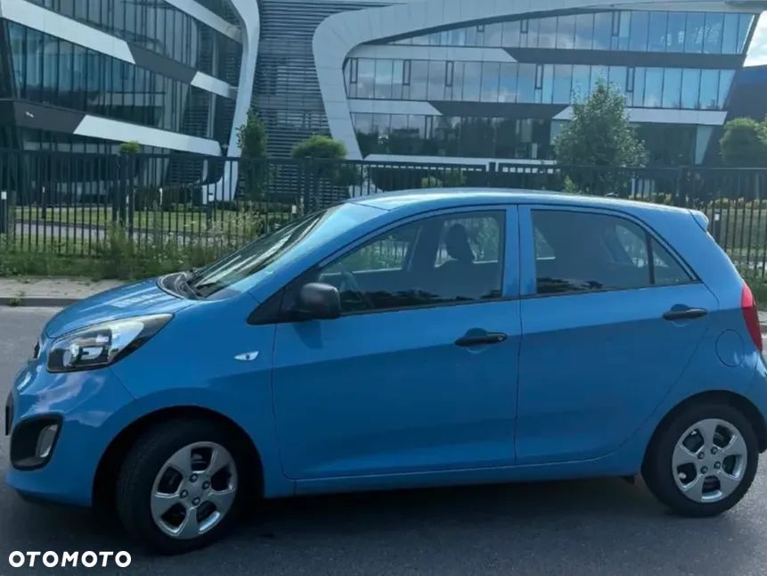 Kia Picanto 1.0 Fifa World Cup Edition - 5