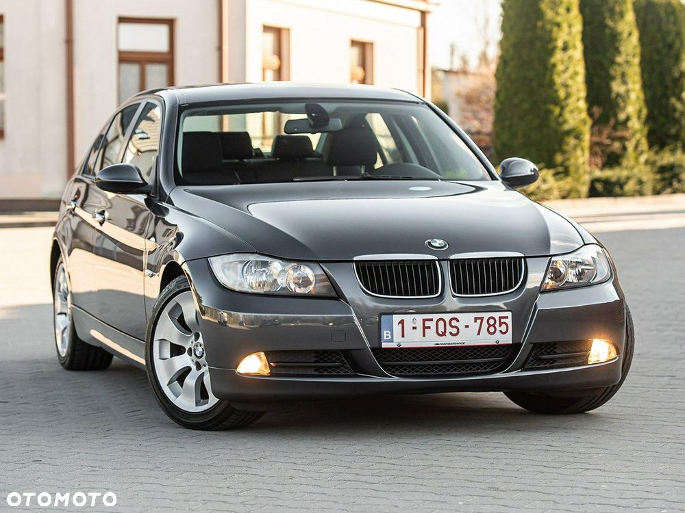 BMW Seria 3 320d - 4