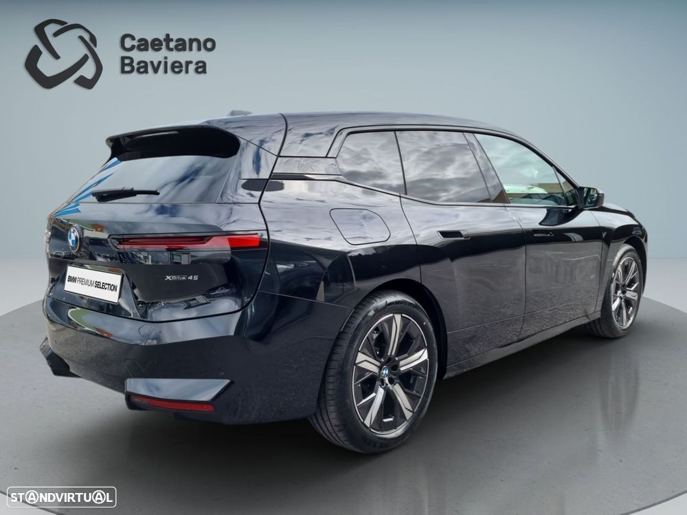 BMW iX xDrive 45 Pack Desportivo - 8