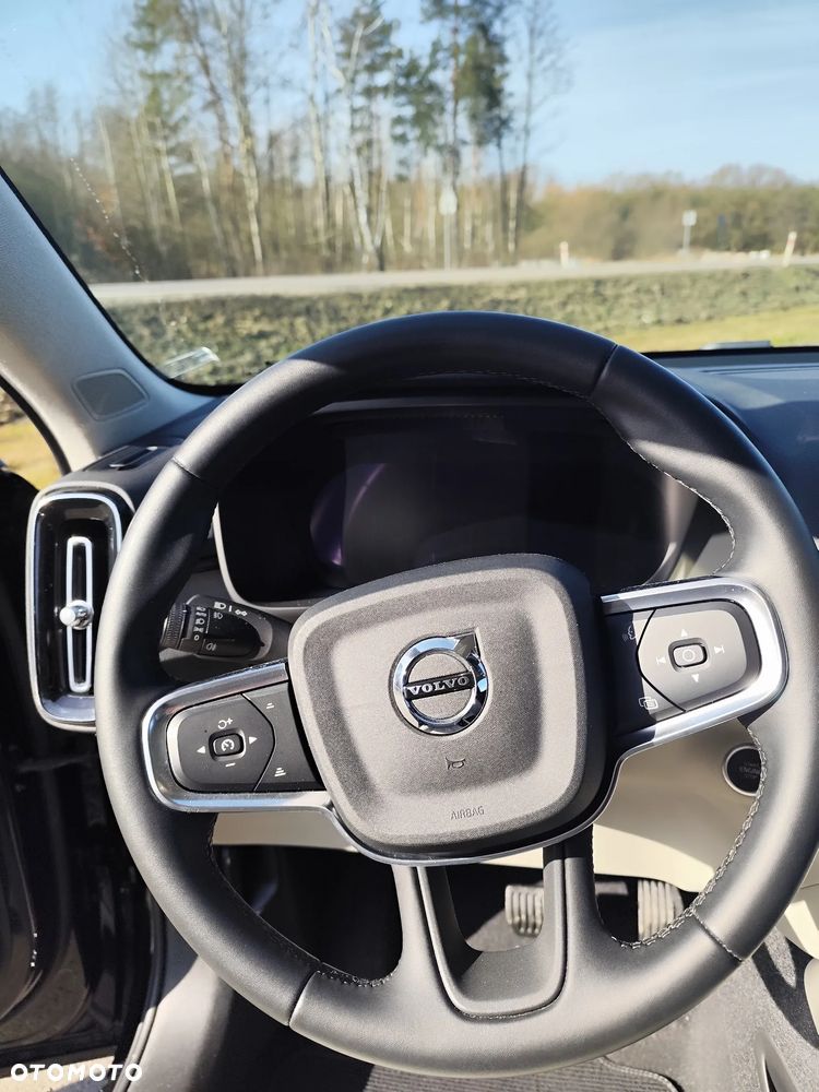 Volvo XC 40 B5 AWD Ultimate Dark - 12