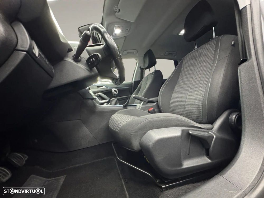 Peugeot 308 SW 1.6 BlueHDi Style J17 - 17