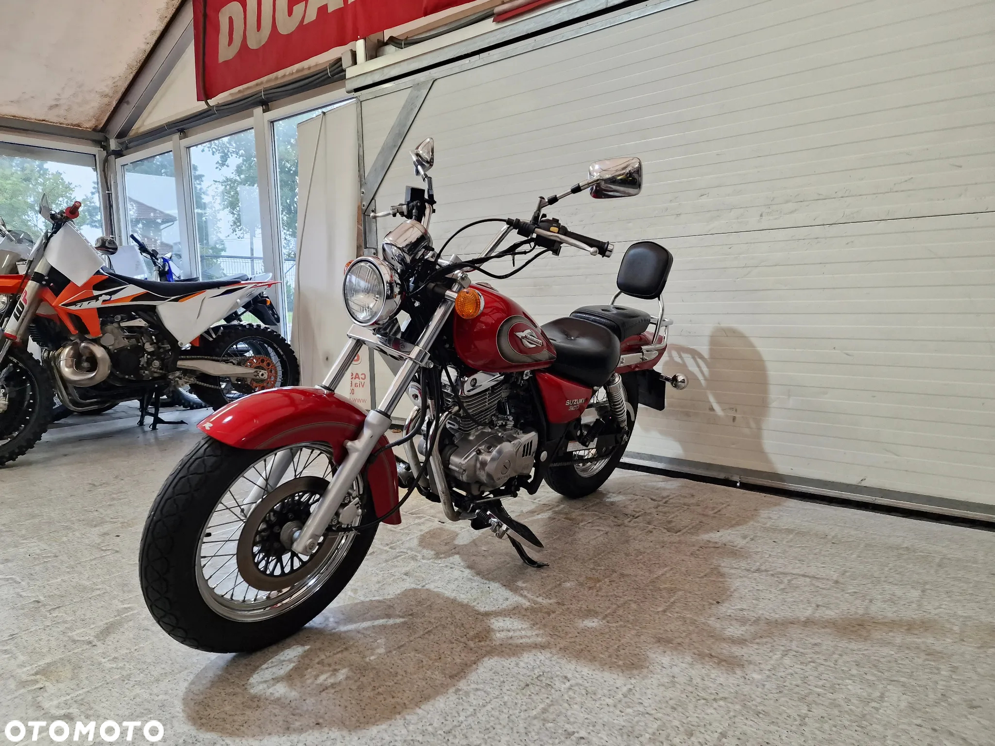 Suzuki Marauder - 18