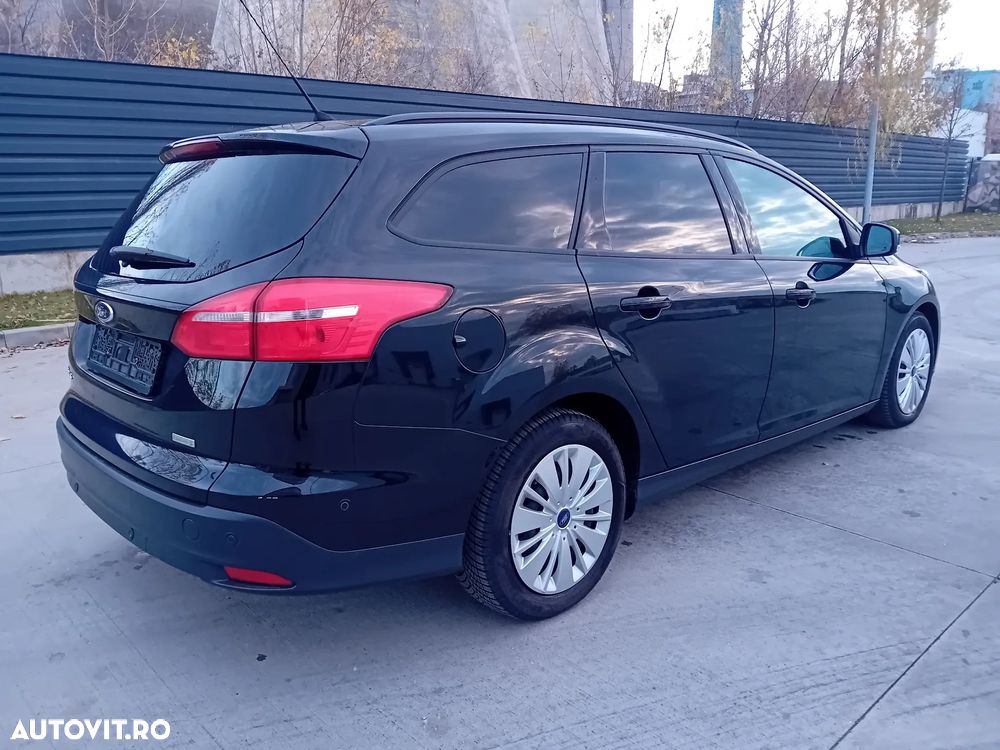 Ford Focus 1.0 EcoBoost Start Stop Titanium - 4