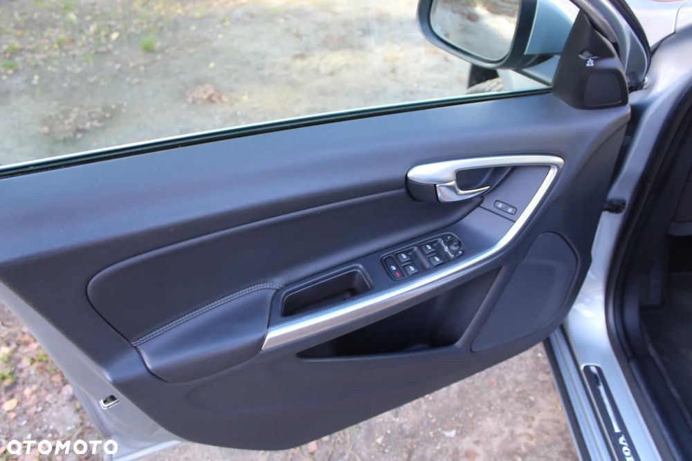 Volvo V60 - 17