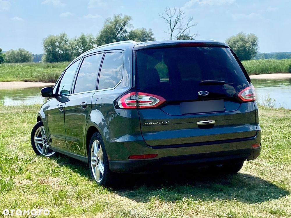 Ford Galaxy - 15