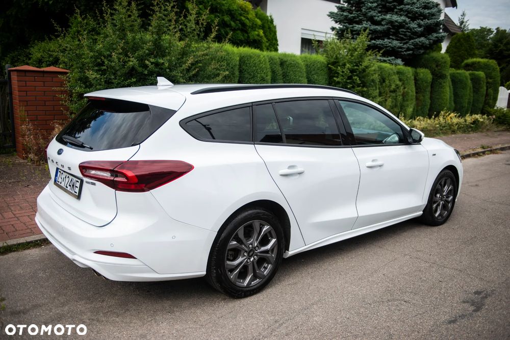 Ford Focus 1.0 EcoBoost Hybrid ST-LINE - 5