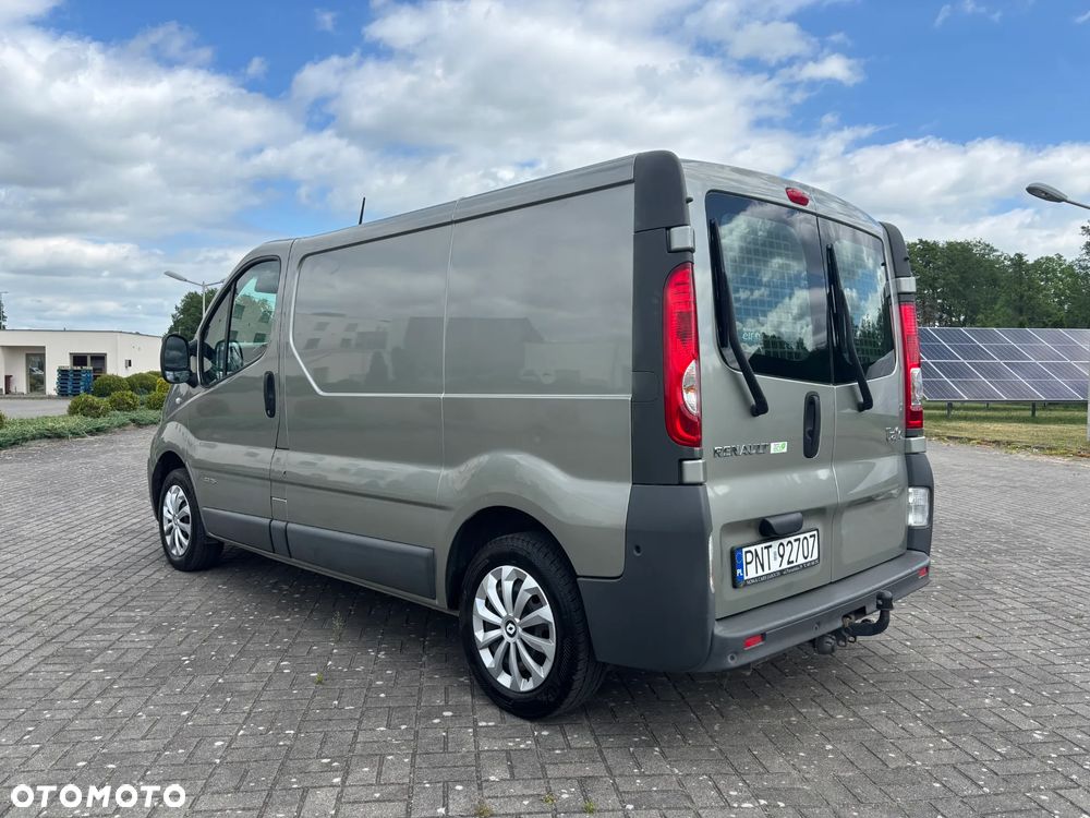 Renault TRAFIC - 5