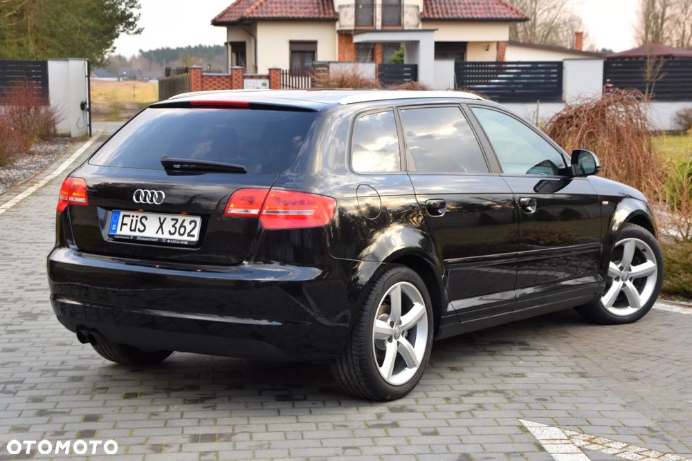 Audi A3 Sportback 2.0 TDI DPF S line Sportpaket - 14
