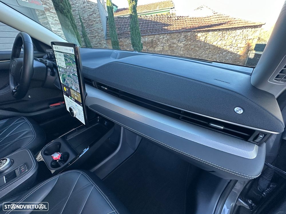 Ford Mustang Mach-E 75.7 kWh Premium AWD - 9