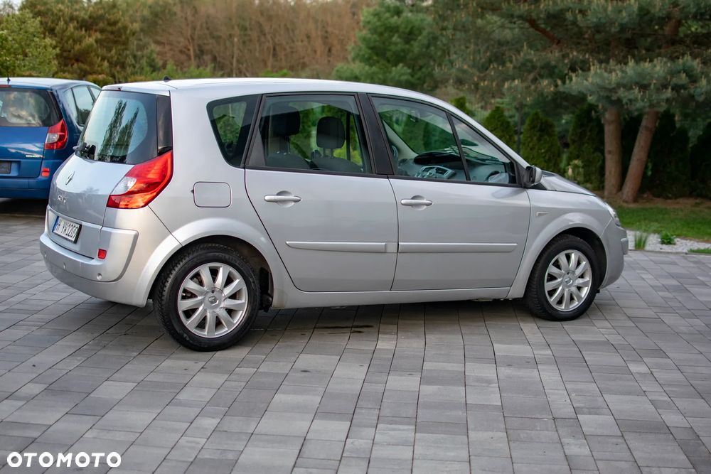Renault Scenic - 19