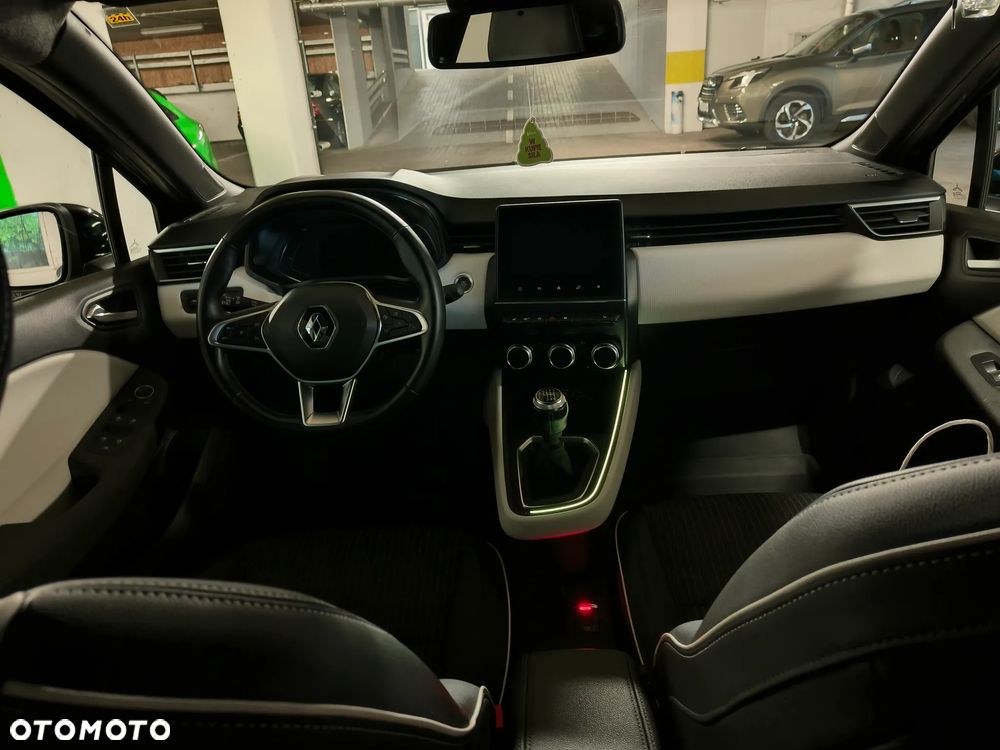 Renault Clio 1.0 TCe Techno - 18