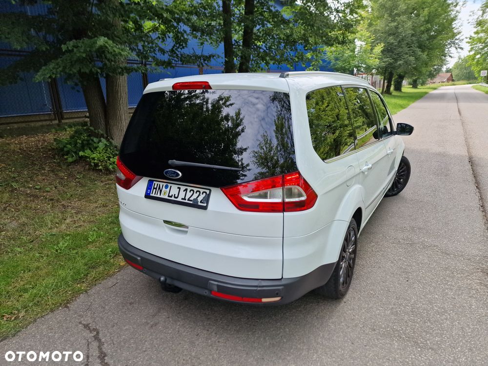 Ford Galaxy 2.0 TDCi DPF Titanium - 32