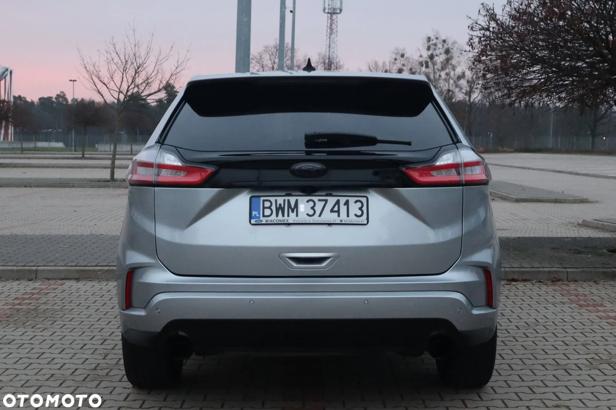 Ford Edge - 8