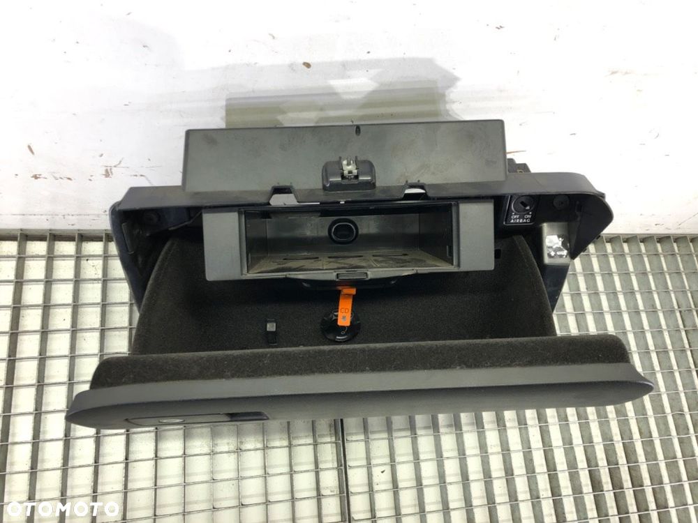 SCHOWEK PASAŻERA - 45.00 PLN - VW PASSAT B6 Variant (3C5) 2005 - 2011 2.0 TDI 103 kW [140 KM] olej - 2