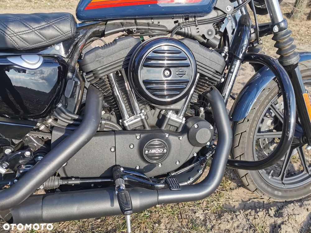 Harley-Davidson Sportster Iron 1200 - 11