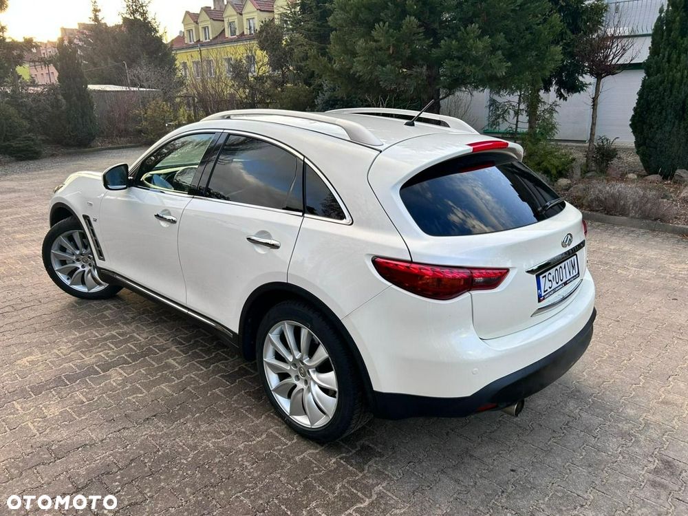 Infiniti QX70 3.7 AWD S Premium - 21