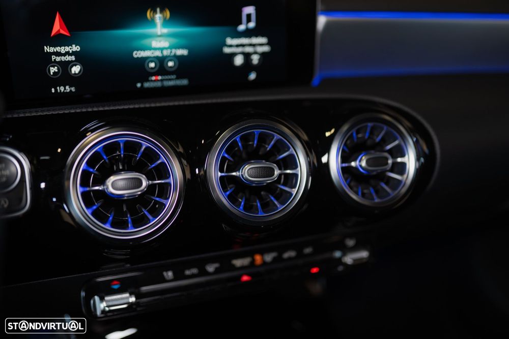 Mercedes-Benz CLA 180 d Shooting Brake AMG Line Aut. - 48