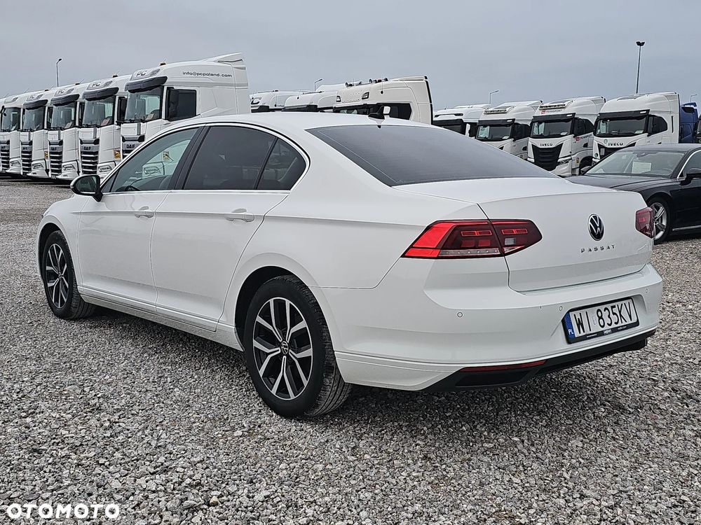 Volkswagen Passat 2.0 TSI Business DSG - 7
