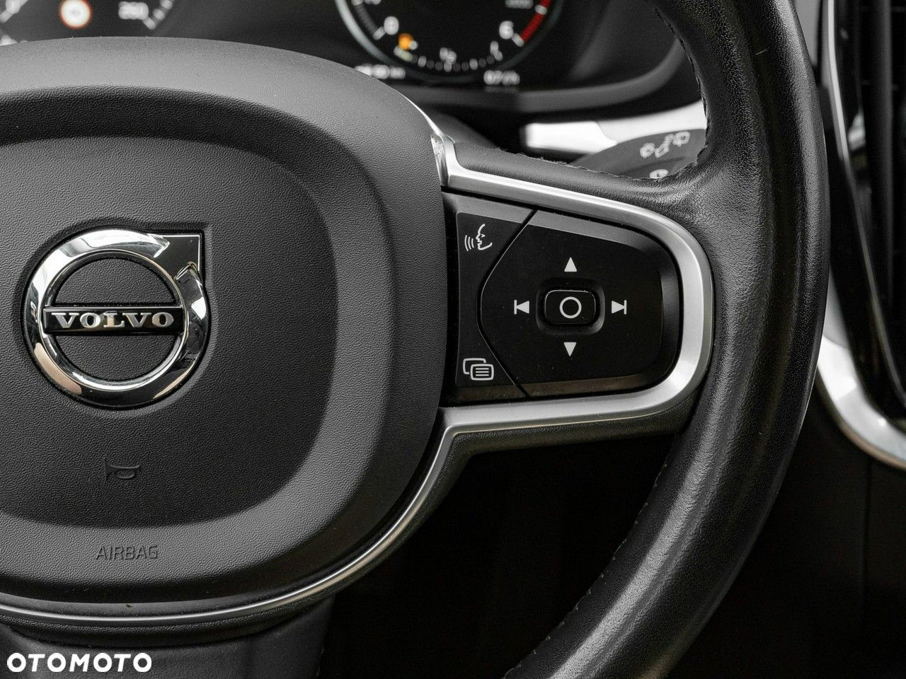 Volvo V60 D3 SCR Momentum - 18