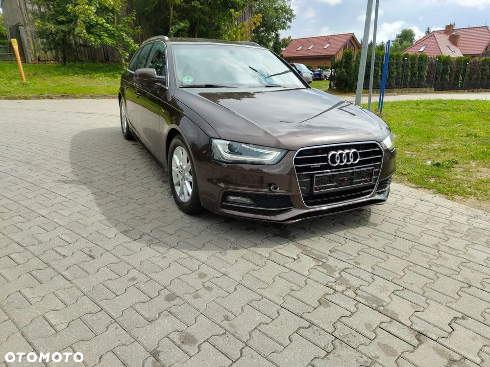 Audi A4 Avant 2.0 TDI DPF clean diesel quattro S tronic S line Sportpaket - 3