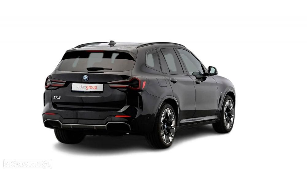 BMW iX3 M Sport Impressive - 2