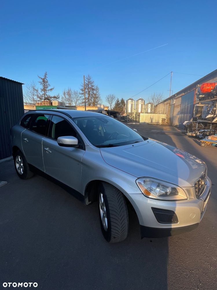 Volvo XC 60 - 1